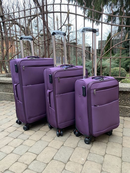 Валіза .Чемодан Tourist ,на 4 колеса . Сумка на колесах .