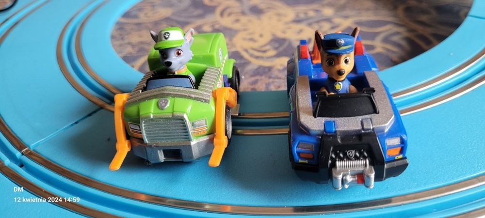 Idealny prezent na Gwiazdkę! Tor Psi Patrol 2 figurki