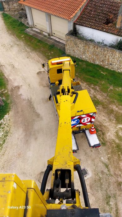 Aluguer de carrinha com Barquinha