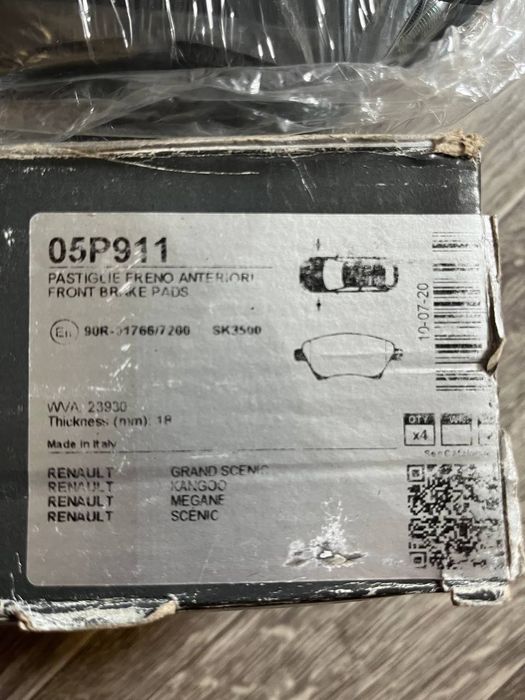 Передні колодки LPR для  Renault Megan 2