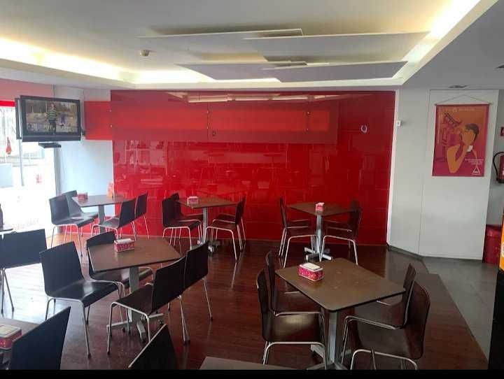 Cafetaria /Snak Bar/Pão Quente