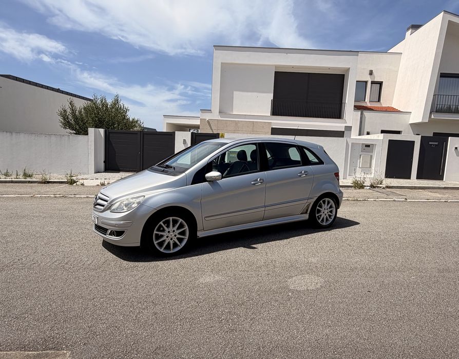 Mercedes-Benz B200 CDI
