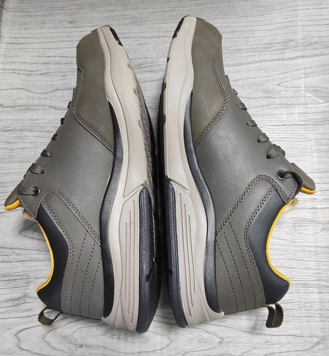 44 Skechers waterproof оригінальні чоловічі шкіряні кросовки