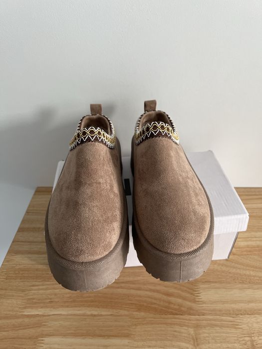 Botas/pantufas estilo UGG com pêlo