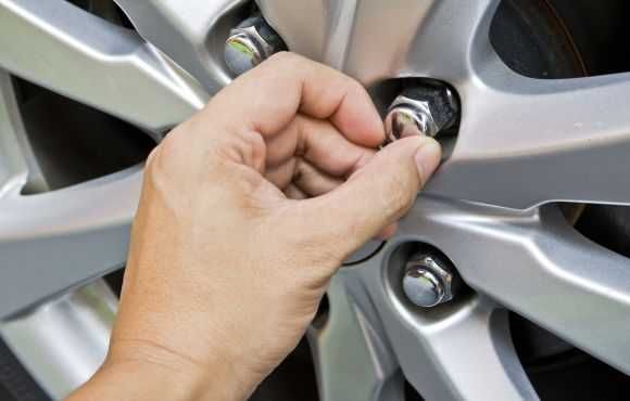 Колесные гайки Mazda, Ford, Nissan, Toyota, Kia, Honda, Chevrolet