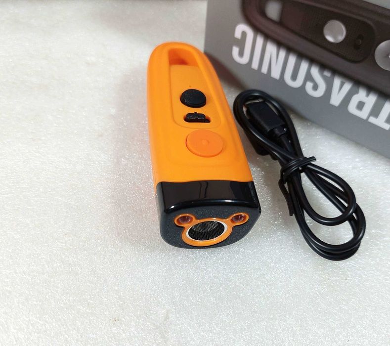 Ultrasonic PU-60 Cупер отпугиватель собак с х-2 фонариком відлякувач