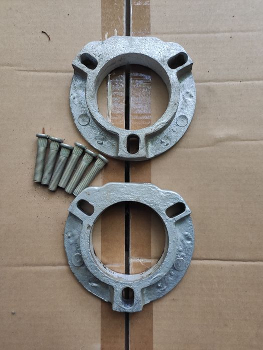 Проставки Chevrolet под задние опоры для клиренса