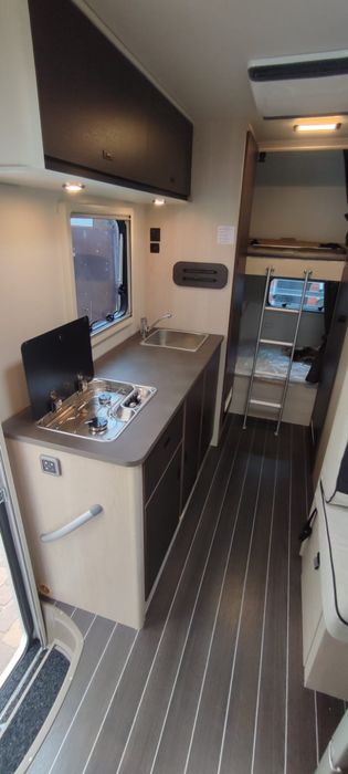 Kamper / Wynajem / 6 osobowy / Camper