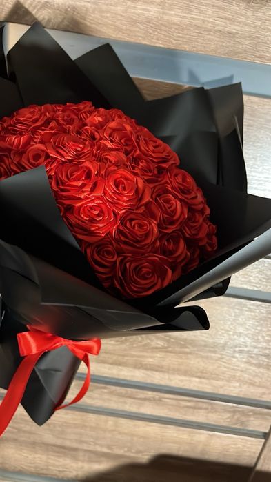 Букет із атласних стрічок