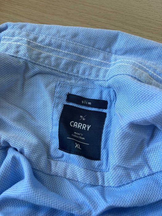 Błękitna koszula Carry