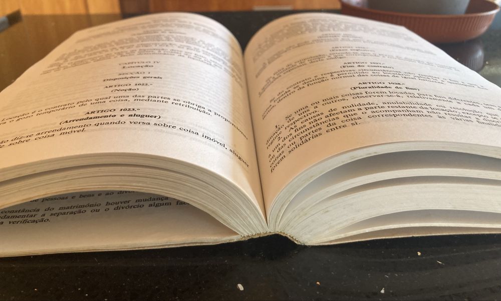 Livro Código Civil – Edição Almedina (1989)