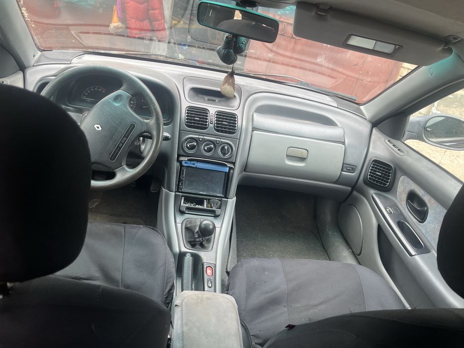 Renault Laguna 1997 VIN VF1L48205G0551470 фото оголошення 8 з 9
