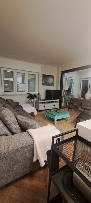 Sofá com Chaise Longue (334cm)