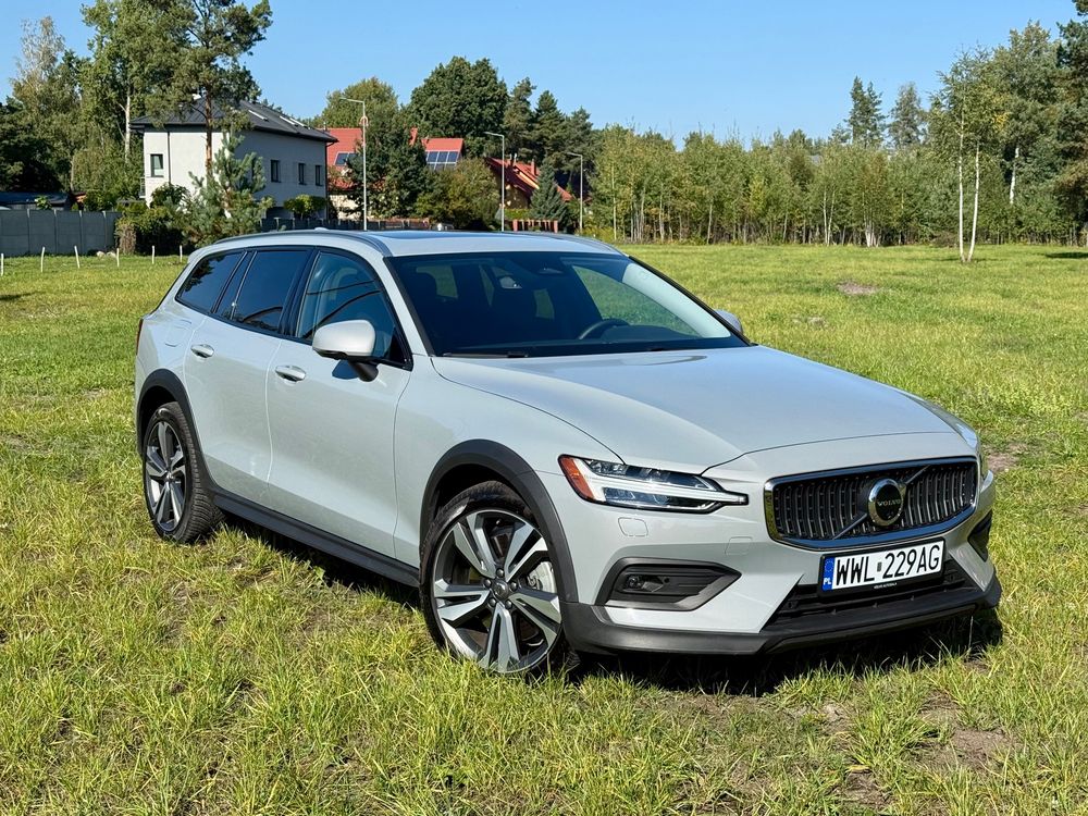 Volvo V60 Cross Country Plus B5 B AWD