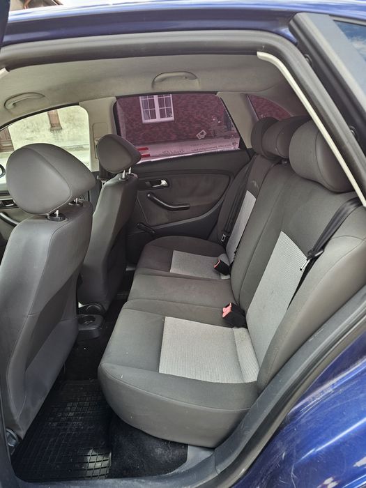 Seat Ibiza 6L gwint car audio