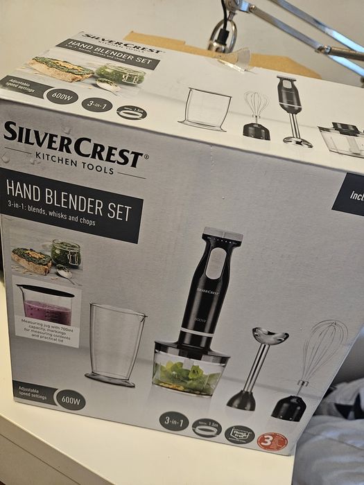 Blender Silver Crest