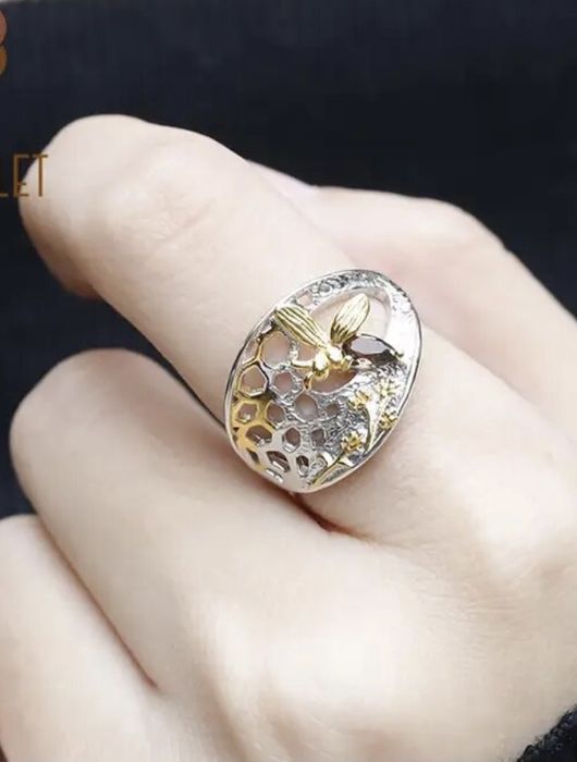 Серебряное кольцо