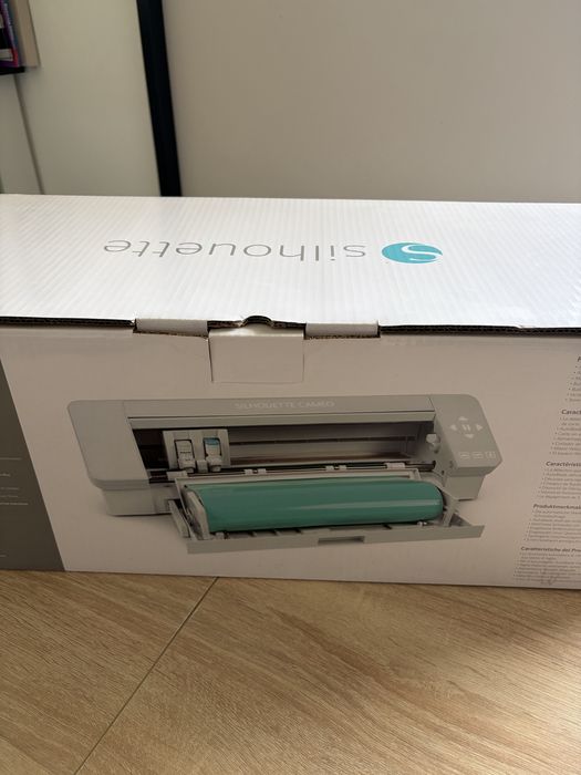 Ploter tnący Silhouette Cameo 4