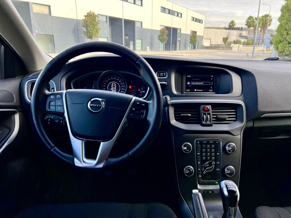 Volvo V40 120cv 2017