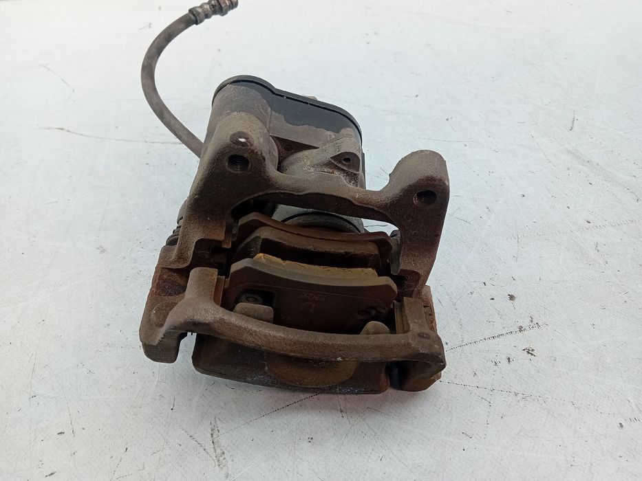 Pinça travão / maxila de travão trás esquerda VOLKSWAGEN Tiguan (5N)