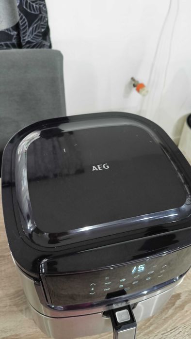 Frytkownica beztłuszczowa AEG