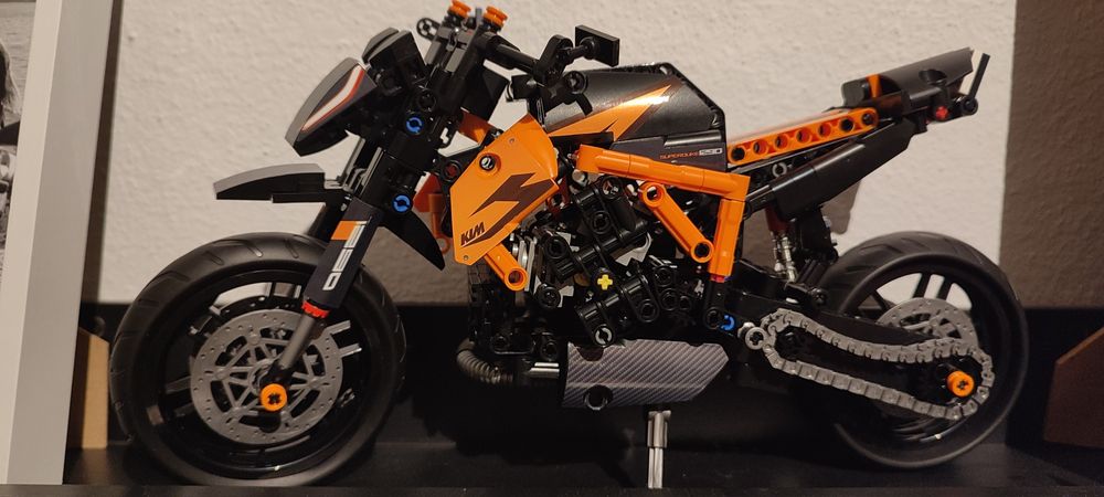 Mota Lego réplica KTM