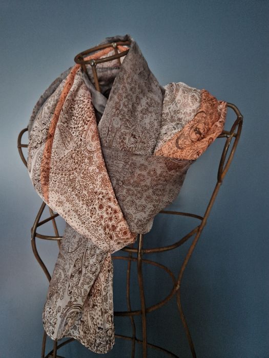 Cienki szalik nowy bez metki wzór patchwork kolory szary z rudym