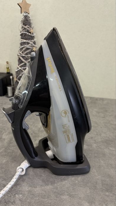 Праска Tefal. 600грн