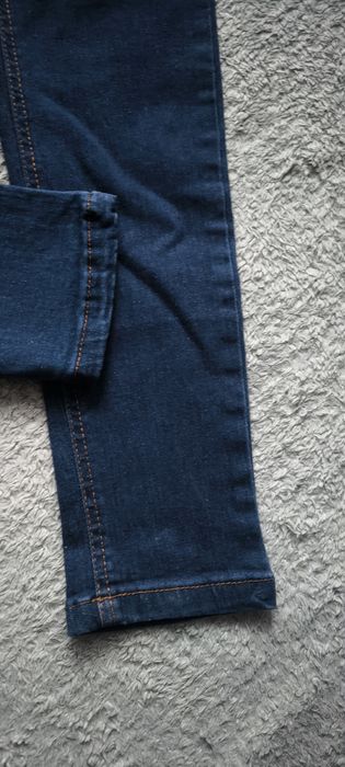 Nowe spodnie jeansowe coccodrillo r. 122