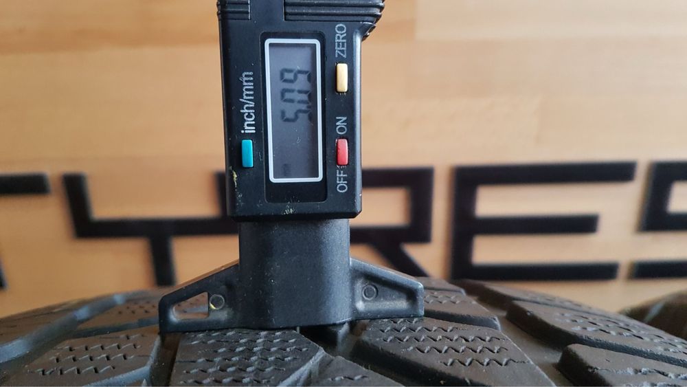 Зимові шини 4 шт 255/45 R20 Dunlop SpWinterSport 3D