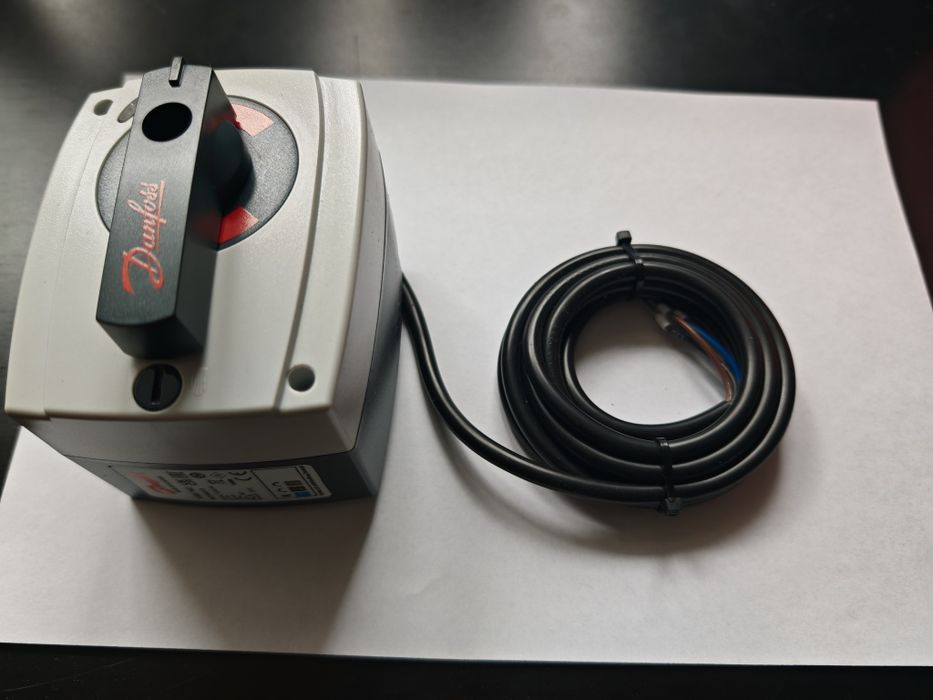 Danfoss siłownik  AMB 162 24V 082H0213