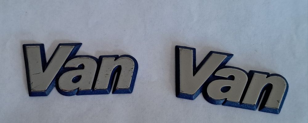 Dwa emblematy Van
