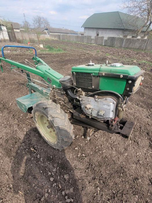 Продам мотоблок зубр 8кінських сил