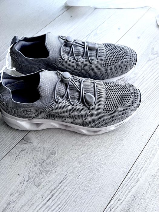 Buty sportowe damskie szare r.38