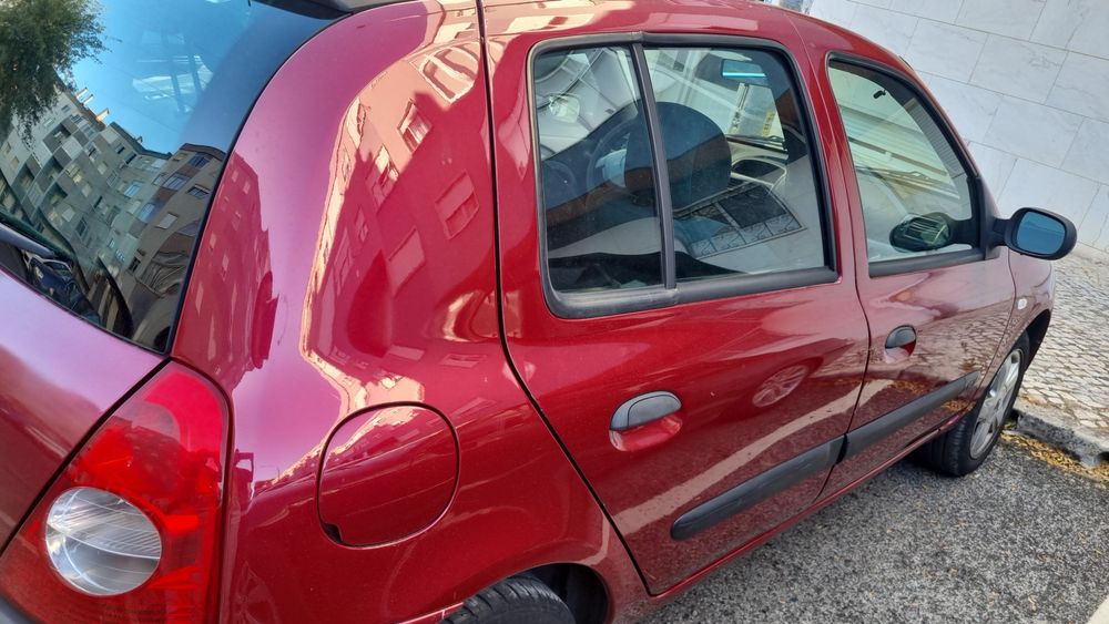 Renault Clio II Billabong 1.2 — 2005 — photo 3