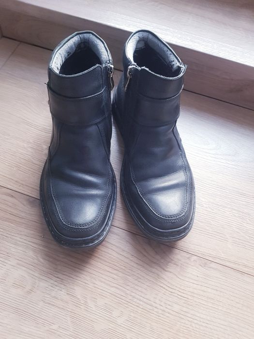 Skórzane zimowe ocieplane kozaki półbuty męskie marki Mister Pan roz41