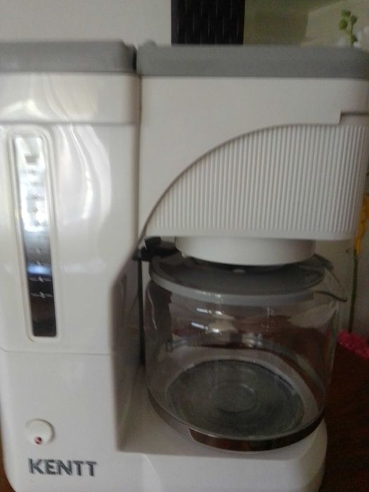 Maquina de cafe com filtro, usada.