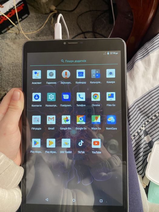Планшет Nomi.