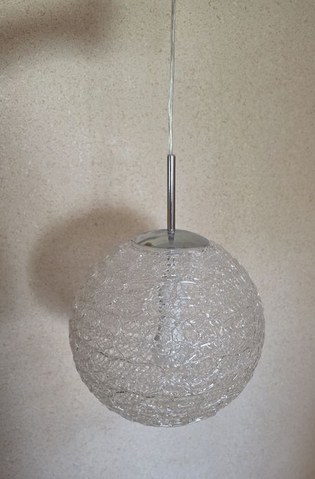 Lampa z żarówka , kula
