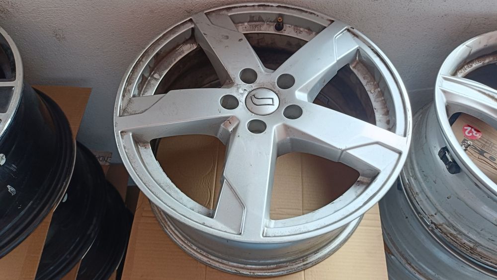Jantes 17 5 x 108 .