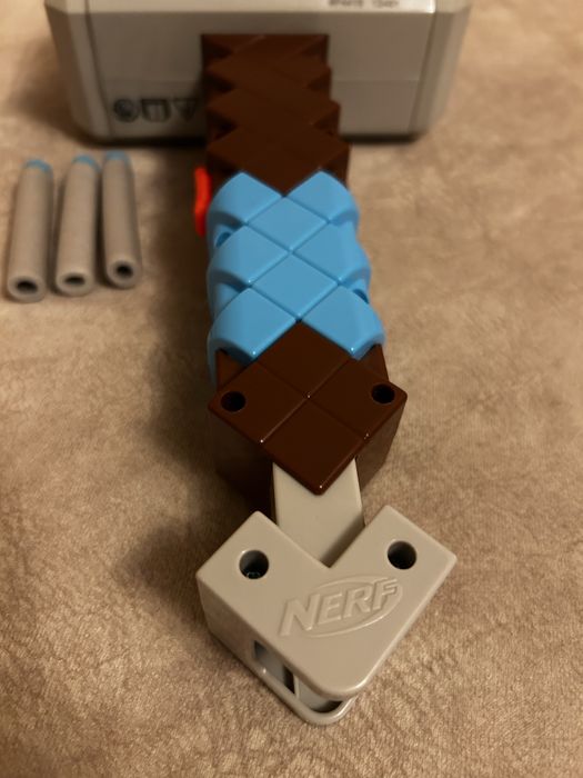 Бластер-молот Nerf Minecraft Stormlander (F4416)