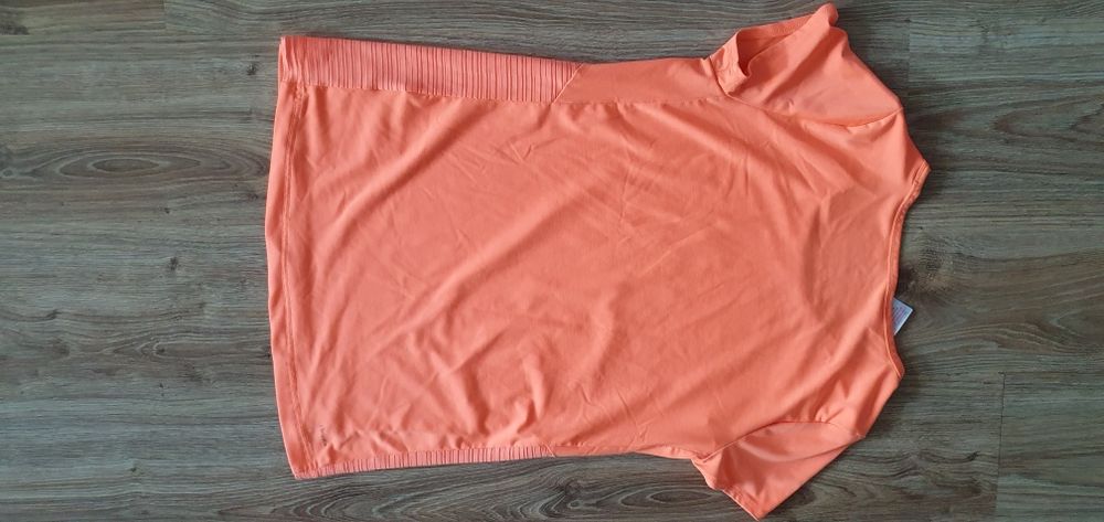 Koszulka Adidas damska rozmiar M wymiary na zdjęciach