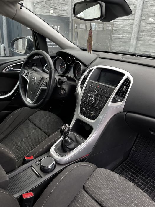 Opel Astra J 1.6 +LPG