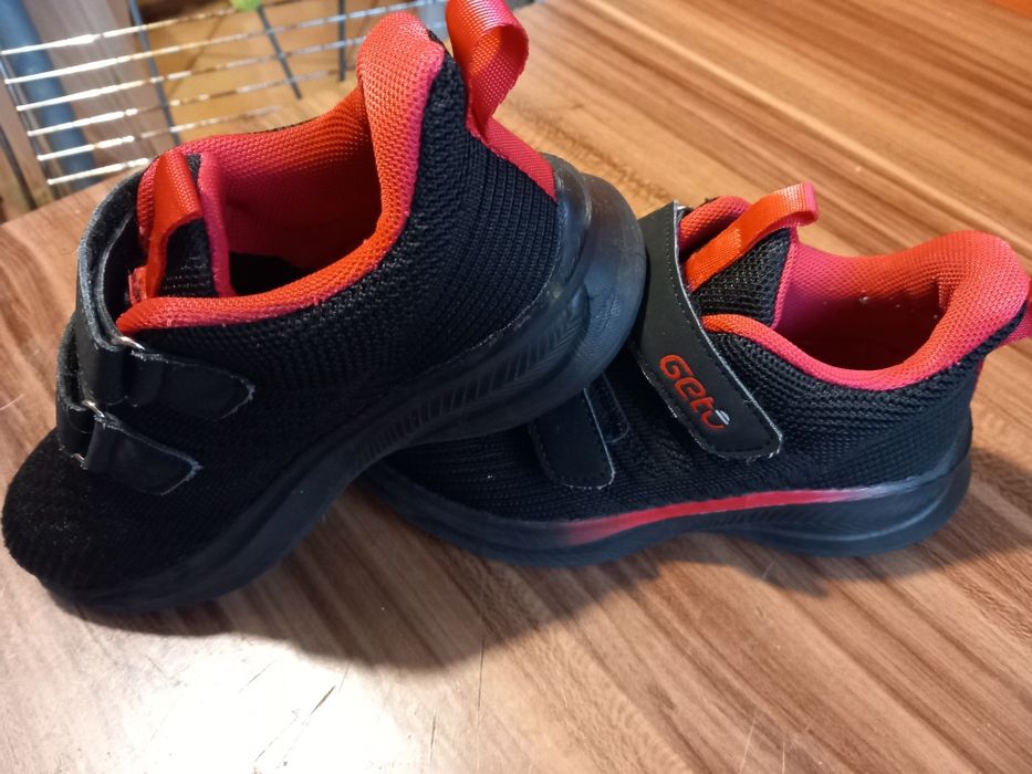 Buty na rzepy 29