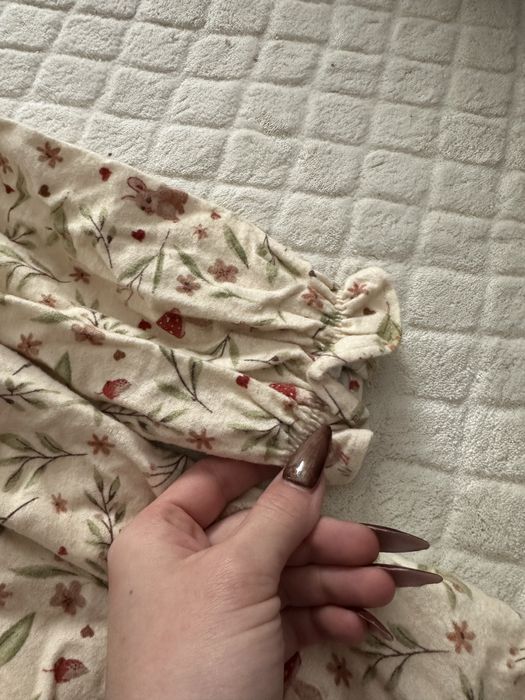 Сукня для дівчинки