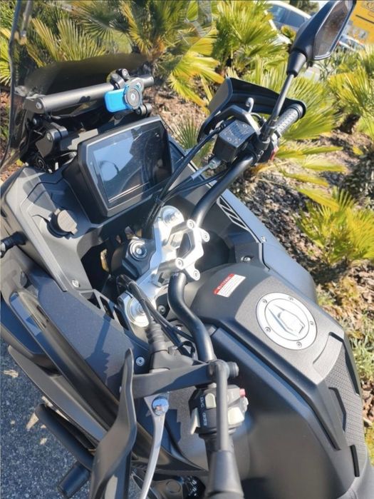 Voge 525 DSX BLACK KNIGHT  Garantia até 07/ 2029
