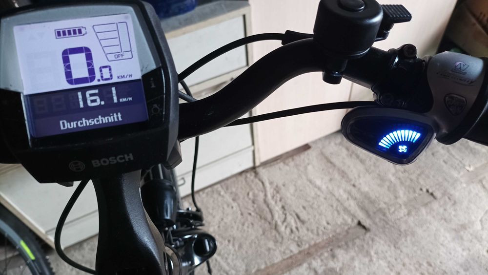 Rower elektryczny Gudreit automatyczne biegi Bosch. Koła 28 rama 21'