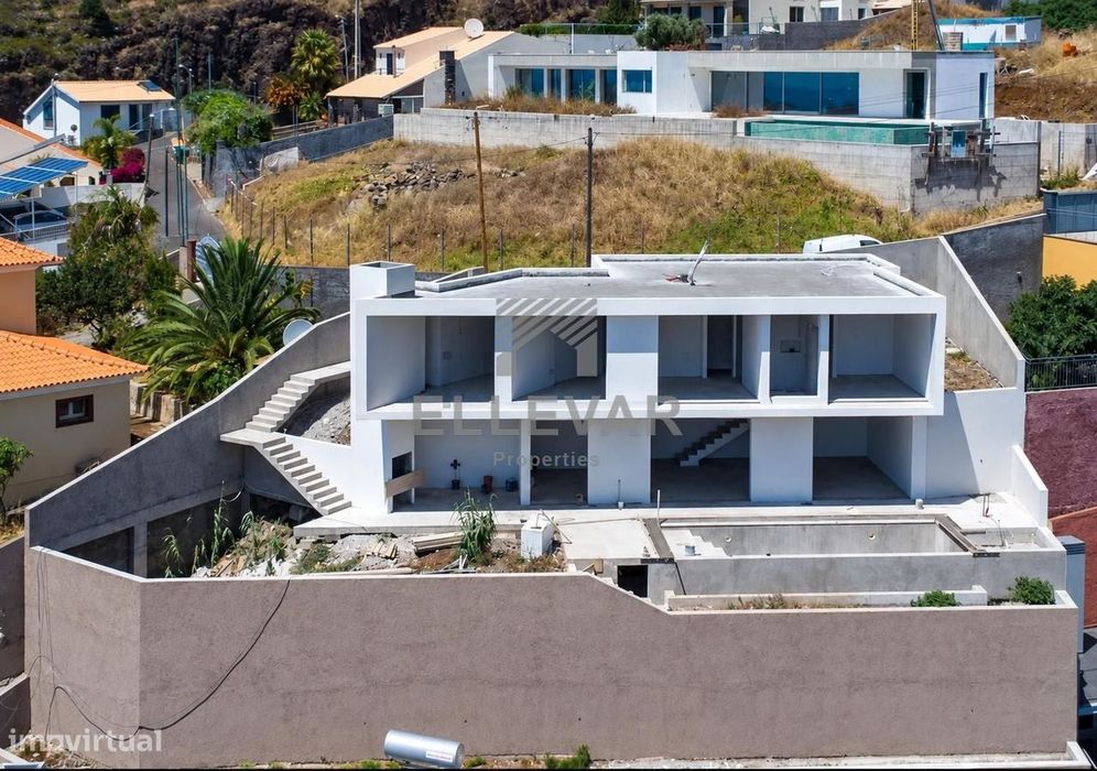 Moradia T3 Com Piscina Com Vista Mar Na Calheta