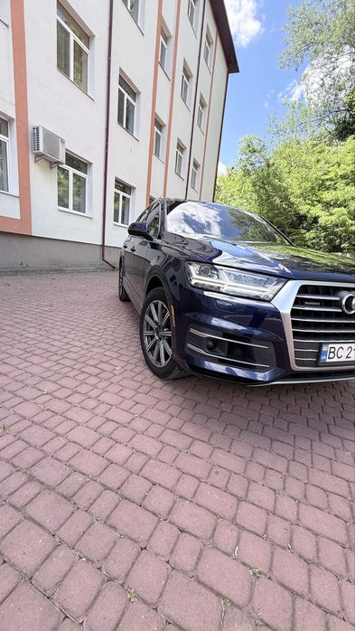 Audi Q7 2019 VIN WA1LAAF7XKD034120 фото оголошення 6 з 24