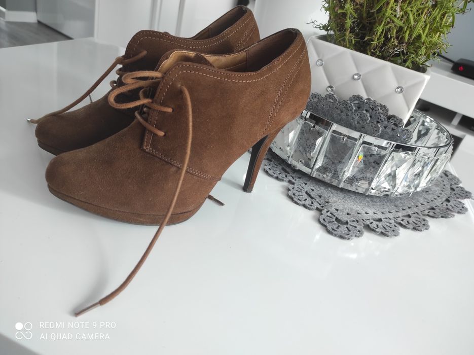 Botki buty półbuty skórzane zamsz 40